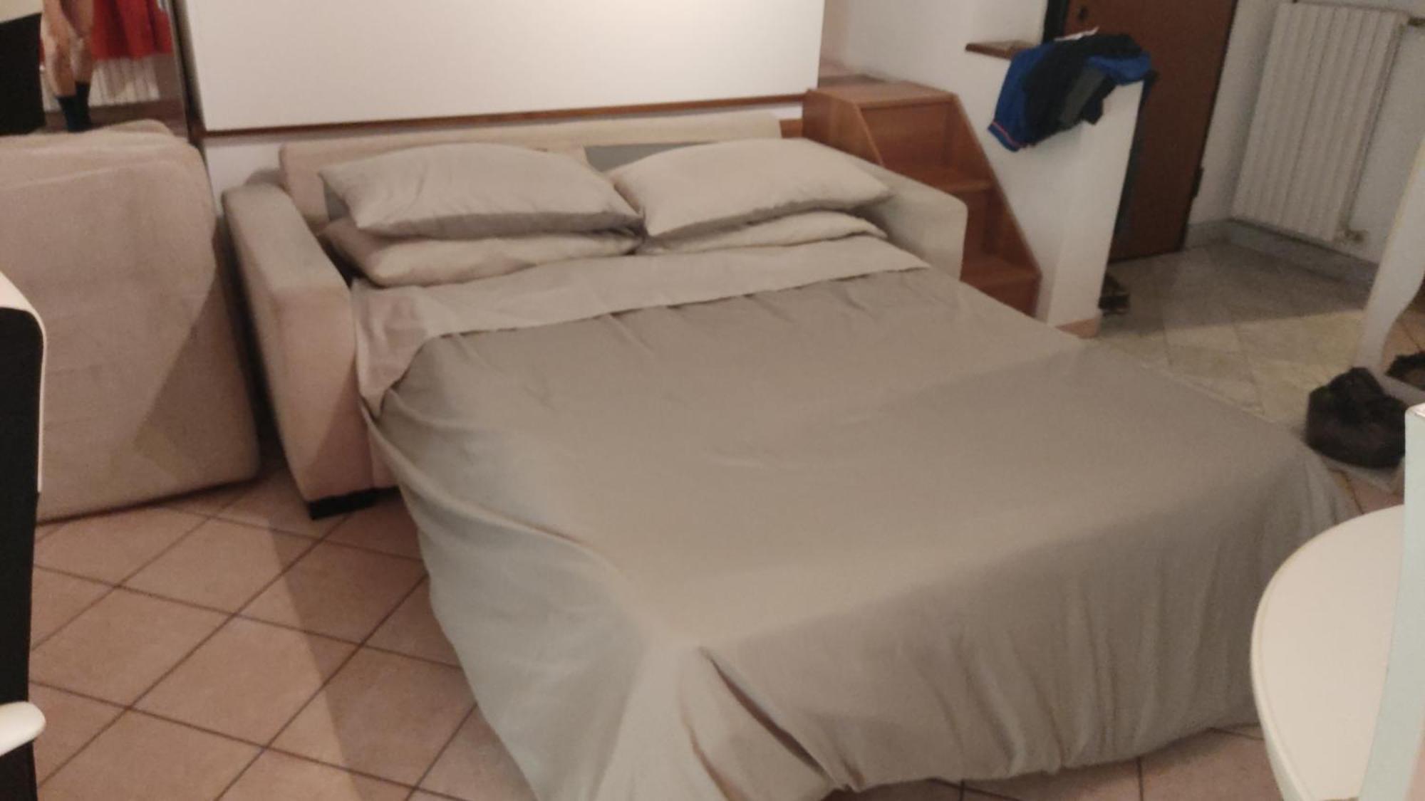 Apartment Near Metro Turin Room photo